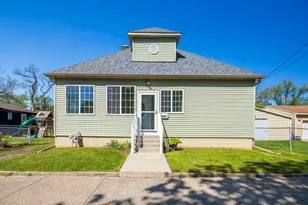 204 Edward St, Michigan City, IN 46360 - Photo 2