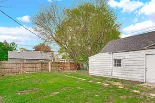 7613 Monroe Ave, Hammond, IN 46324 - Photo 16