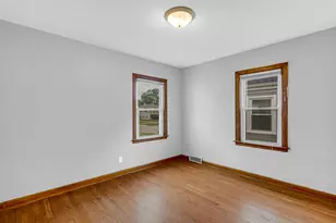 7613 Monroe Ave, Hammond, IN 46324 - Photo 8