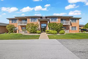 9831 Wildwood Circle, Munster, IN 46321 - Photo 22
