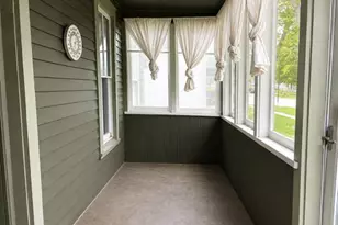 205 Noble St, La Porte, IN 46350 - Photo 2