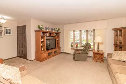 9448 Northcote Avenue, Munster, IN 46321 - Photo 4