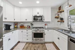 1831 N Lofgren Rd, Rolling Prairie, IN 46371 - Photo 10