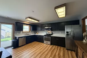1610 Beech Dr, Crown Point, IN 46307 - Photo 6