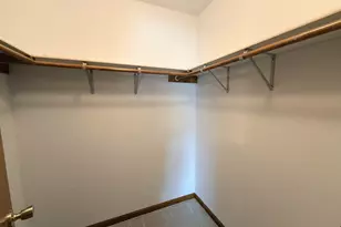 1610 Beech Dr, Crown Point, IN 46307 - Photo 10