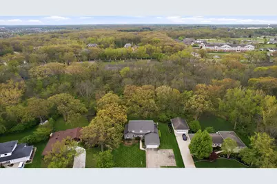 1029 Greenview Drive, Crown Point, IN 46307 - Photo 4