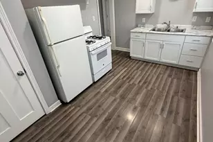 5052 Washington St, Gary, IN 46408 - Photo 10