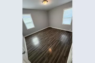5052 Washington Street, Gary, IN 46408 - Photo 6
