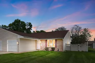 102 Riviera Dr, Michigan City, IN 46360 - Photo 2