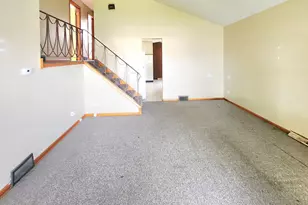 3534 43rd Pl, Highland, IN 46322 - Photo 2