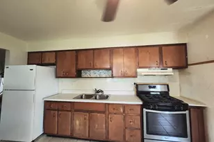 3534 43rd Pl, Highland, IN 46322 - Photo 8