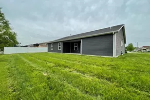 3190 W 63rd Ln, Merrillville, IN 46410 - Photo 30