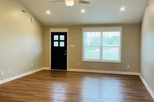 3190 W 63rd Ln, Merrillville, IN 46410 - Photo 2