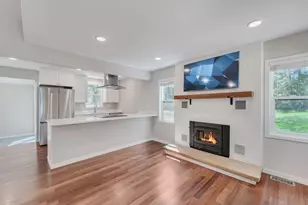 423 Oakland Dr, Michiana Shores, IN 46360 - Photo 14