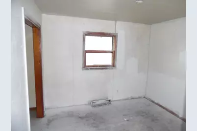 6657 Old Porter Road, Portage, IN 46368 - Photo 10