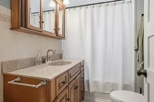 421 S East St, Crown Point, IN 46307 - Photo 14