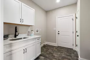 2230 Redwood Ln, Chesterton, IN 46304 - Photo 10