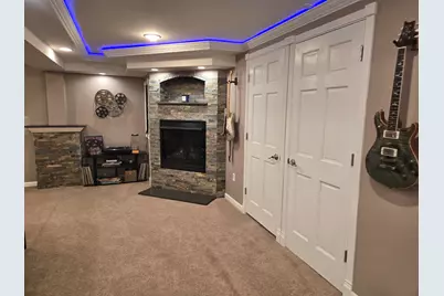 948 Veterans Lane, Crown Point, IN 46307 - Photo 22