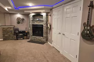 948 Veterans Ln, Crown Point, IN 46307 - Photo 22
