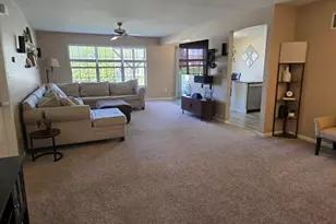 948 Veterans Ln, Crown Point, IN 46307 - Photo 8