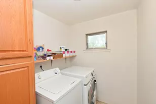 121 W Spring St, Winamac, IN 46996 - Photo 14