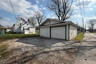 225 Columbia St, Michigan City, IN 46360 - Photo 22