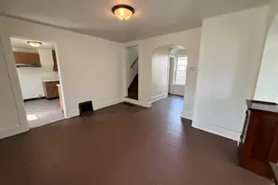 225 Columbia St, Michigan City, IN 46360 - Photo 6