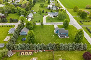 403 Creekwood Dr, Valparaiso, IN 46383 - Photo 52