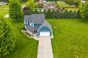 403 Creekwood Dr, Valparaiso, IN 46383 - Photo 48