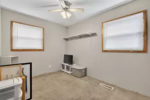 6327 Nevada Ave, Hammond, IN 46323 - Photo 18