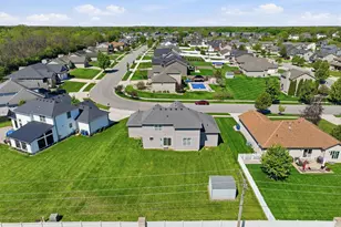 2527 Tate Dr, Schererville, IN 46375 - Photo 6