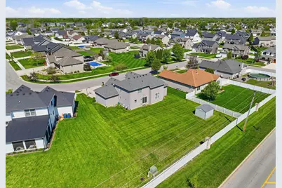 2527 Tate Drive, Schererville, IN 46375 - Photo 8