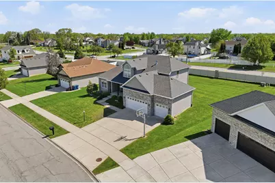2527 Tate Drive, Schererville, IN 46375 - Photo 4