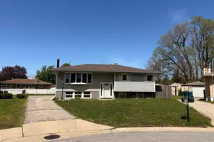 944 W 54th Pl, Merrillville, IN 46410 - Photo 1