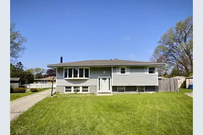 944 W 54th Place, Merrillville, IN 46410 - Photo 1
