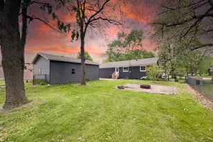 405 Cedar St NW, Demotte, IN 46310 - Photo 26
