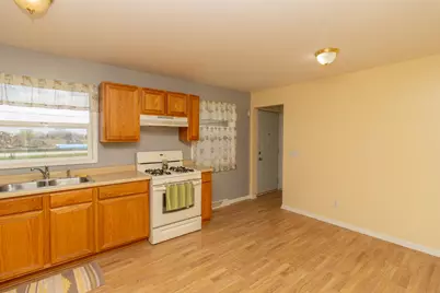 208 Meadow Lane, Lowell, IN 46356 - Photo 4