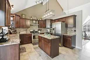 1131 Jeanne Ct, Crown Point, IN 46307 - Photo 10