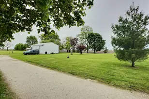 14463 S 150 W, Kentland, IN 47951 - Photo 4
