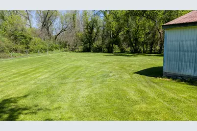 2677 E State Rd 2, Rolling Prairie, IN 46371 - Photo 36