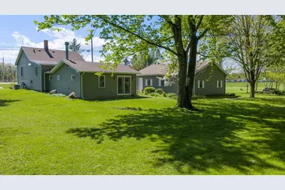 2677 E State Rd 2, Rolling Prairie, IN 46371 - Photo 38