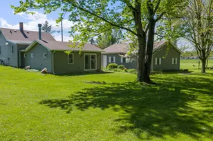 2677 E State Rd 2, Rolling Prairie, IN 46371 - Photo 38