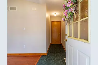 6843 Falcon Drive, Schererville, IN 46375 - Photo 4