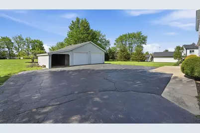 10351 Joliet Street, Saint John, IN 46373 - Photo 4