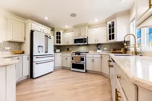 7378 Winchester Ln, Schererville, IN 46375 - Photo 10