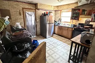 3905 Tennessee St, Gary, IN 46409 - Photo 4
