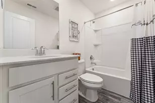 1835 E 110th Pl, Crown Point, IN 46307 - Photo 22