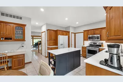 3204 Saddlebrook Crossing, Valparaiso, IN 46385 - Photo 12