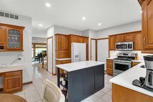 3204 Saddlebrook Crossing, Valparaiso, IN 46385 - Photo 12