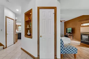 3204 Saddlebrook Crossing, Valparaiso, IN 46385 - Photo 10